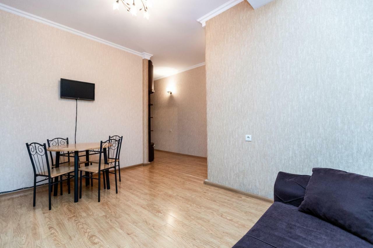 Gnn Cosy Apartment Tbilisi Exterior foto